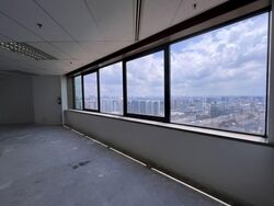 Parkway Parade (D15), Retail #584852581